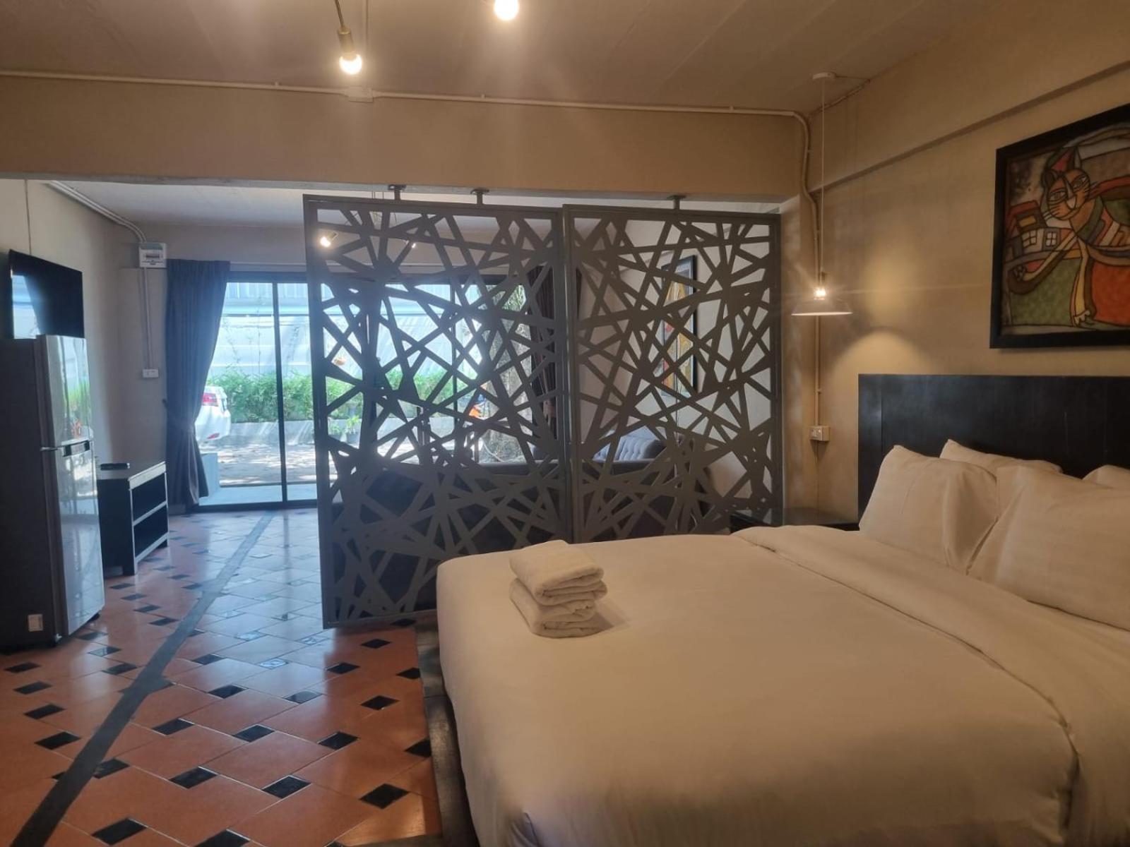 New Breakers Hotel Rawai Экстерьер фото