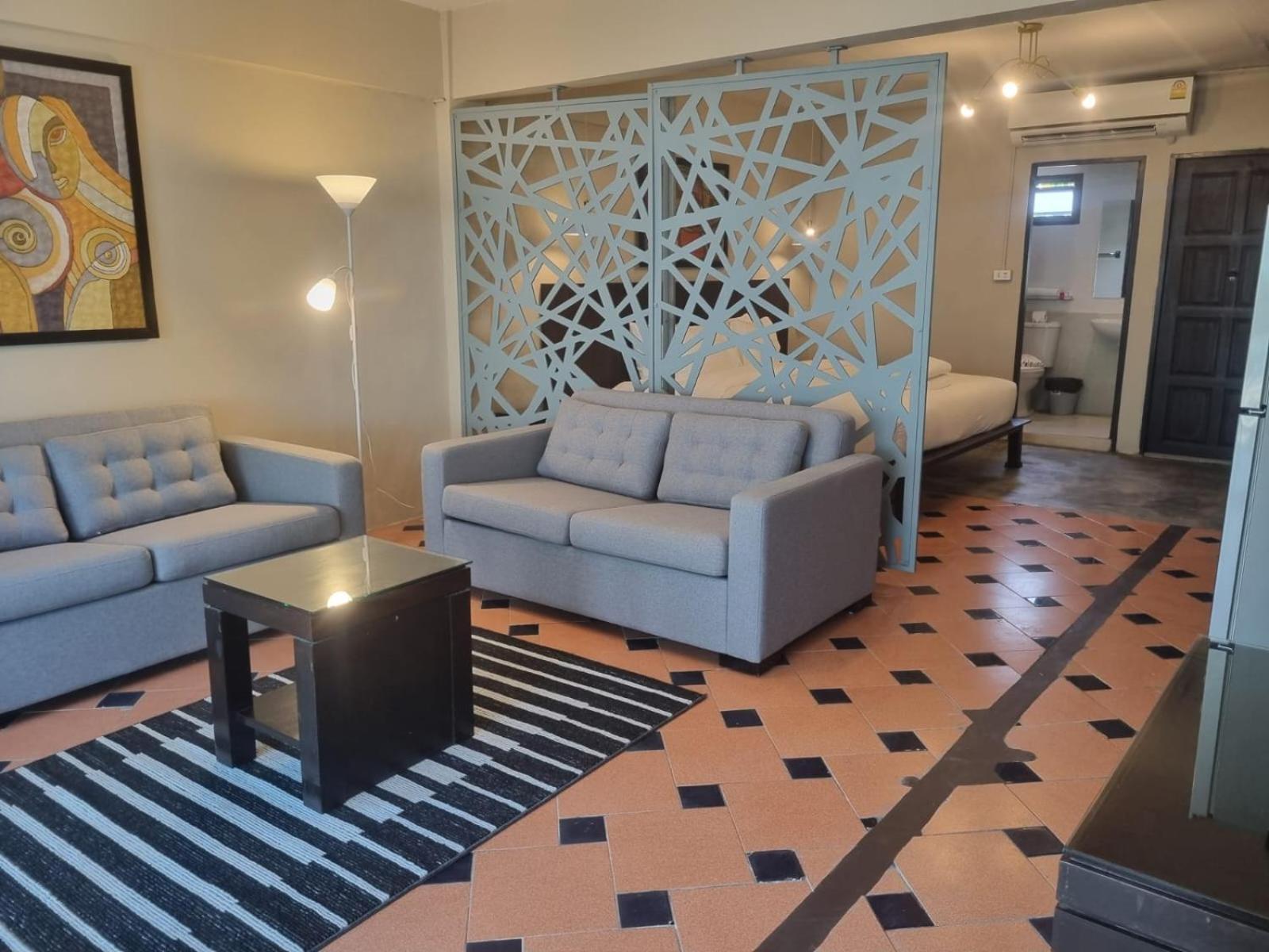 New Breakers Hotel Rawai Экстерьер фото